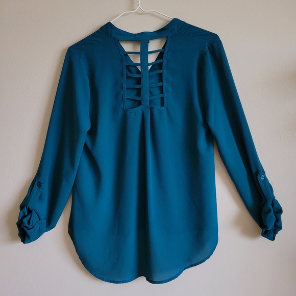 Mine Teal Back Cutout Button Up Blouse - Picture 2 of 5